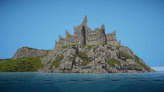 Best Minecraft maps - Dragonstone in Minecraft stands on top of a hill near the sea.
