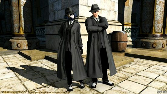 FFXIV 6.25 - Neue Spionage-Outfits: Zwei Charaktere tragen jeweils einen komplett schwarzen Anzug und eine Krawatte, einen langen schwarzen Mantel und einen schwarzen Trilby