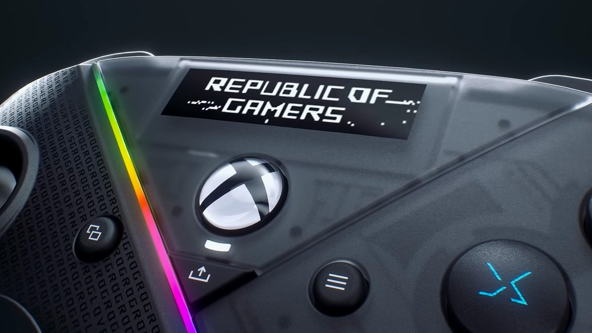 Nahaufnahme des Bildschirms des Asus ROG OLED-Controllers mit angezeigtem Republic of Gamers-Text und LED-Streifen am Controller-Gehäuse