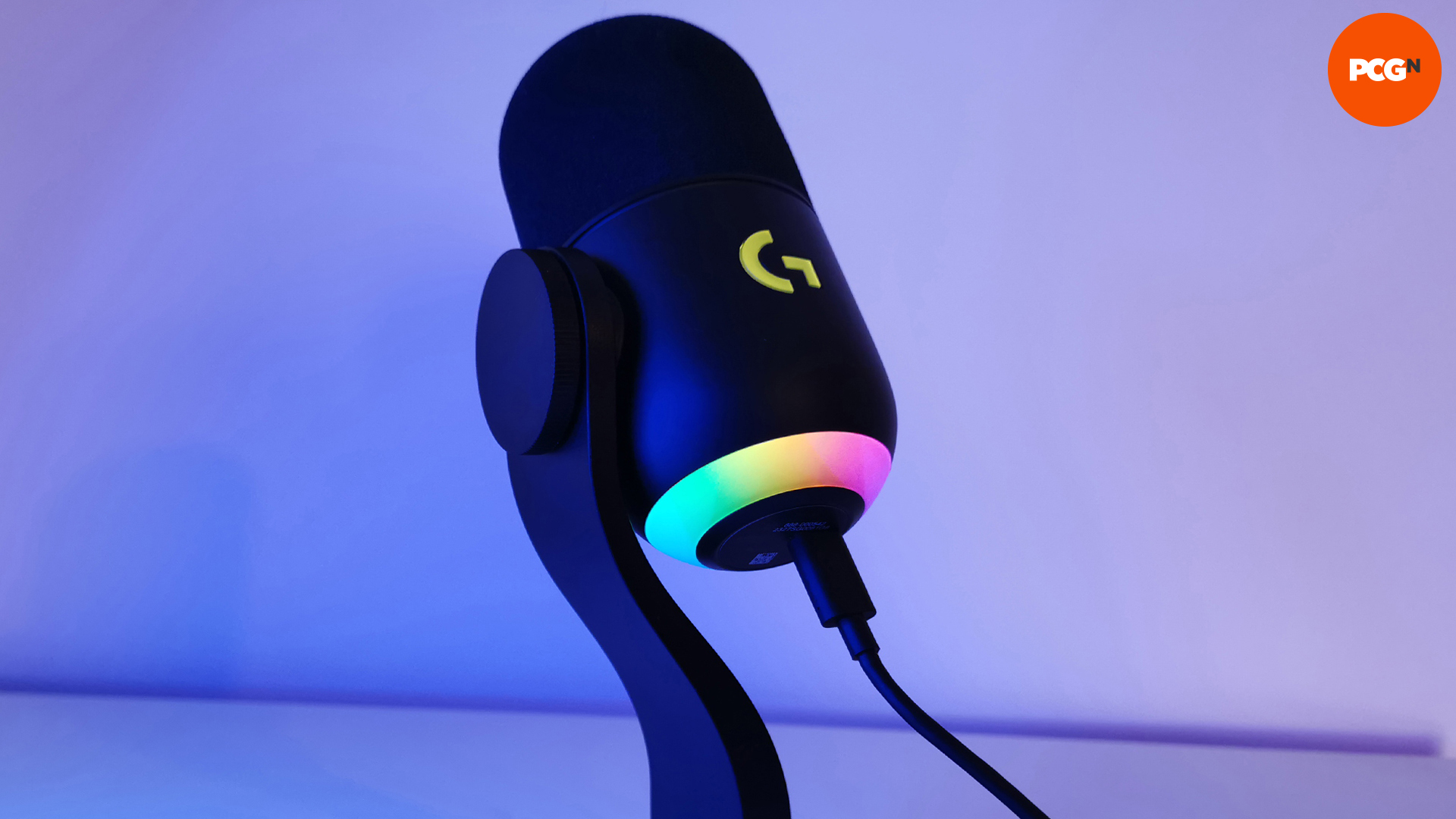 Logitech Yeti GX Dynamic RGB Gaming Microphone With LIGHTSYNC - Black