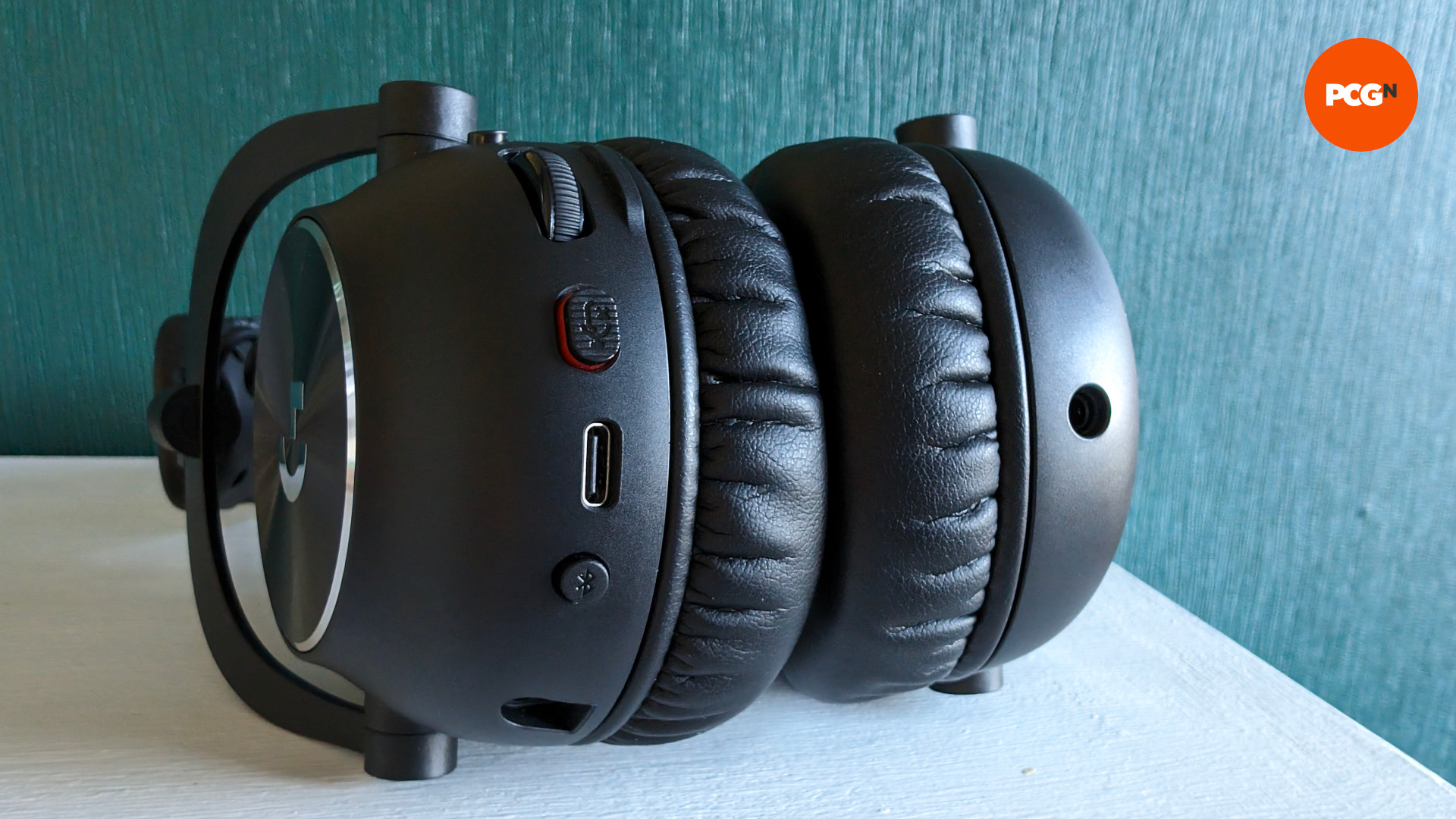 Logitech G Pro X 2 Lightspeed review: good, but with one shortcoming -  digitec
