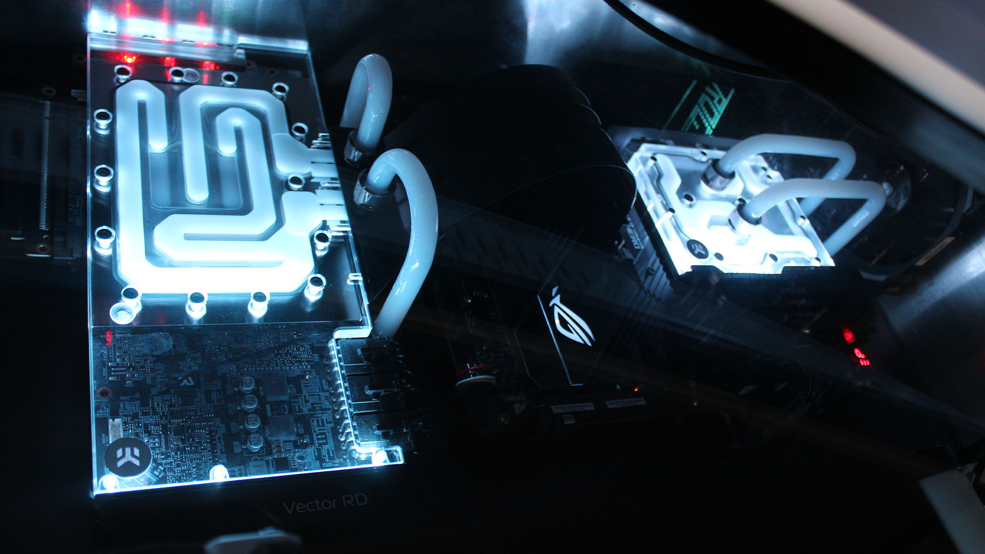 The water-cooling unit in the desk PC