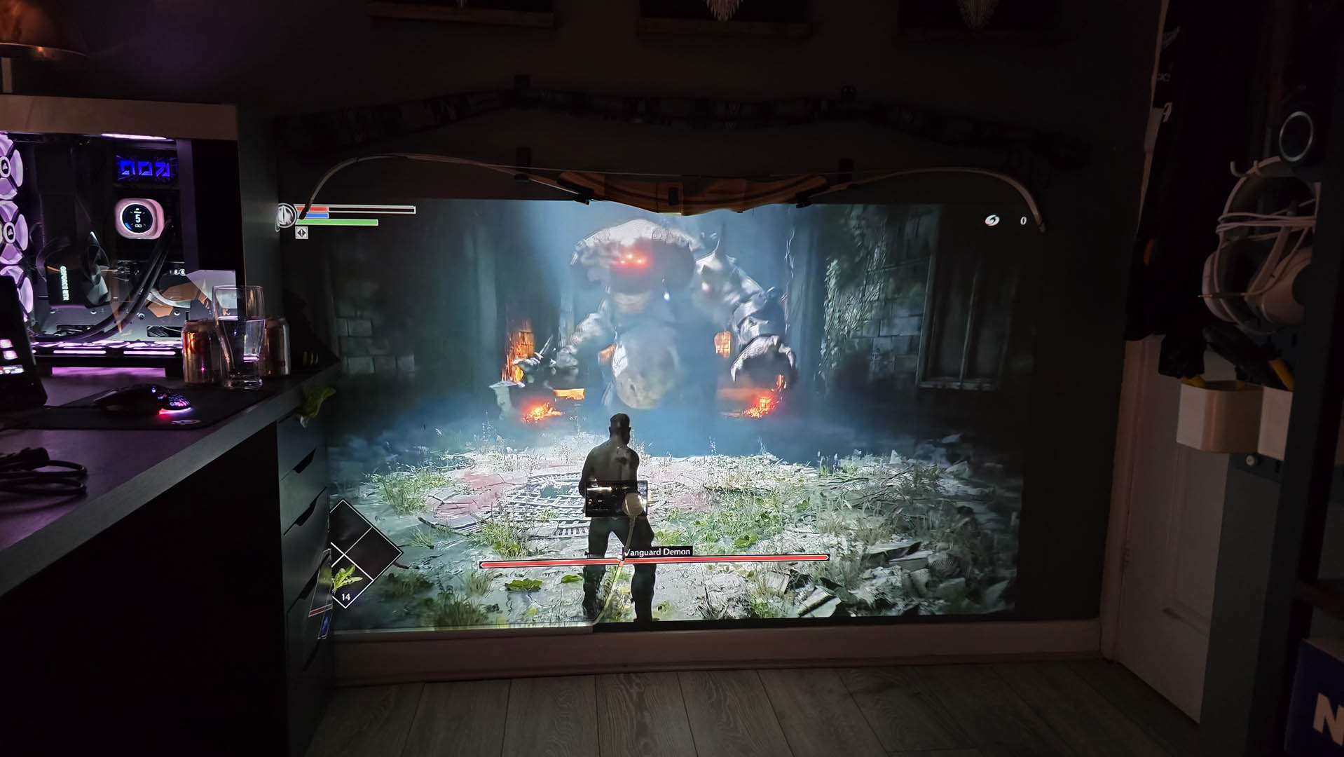 Gaming screen from the BenQ X500i gaming projector