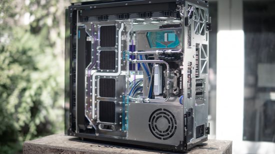 The dual system gaming PC inside a Corsair 1000D case
