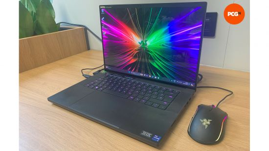 Razer Blade 16 (2024) review: Laptop with Mamba Tournament Edition mouse